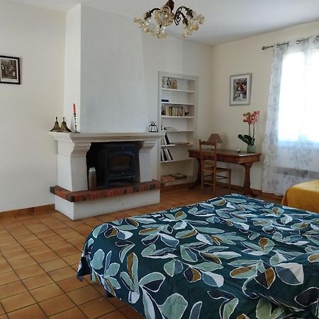 Maison De Campagne Au Coeur D'Un Elevage De Poneys Connemara Le Landreau Экстерьер фото